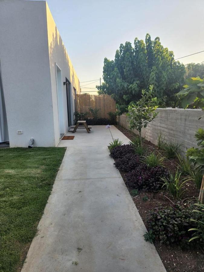 סוויטה פרטית ברמת צבי Temarah Exterior foto